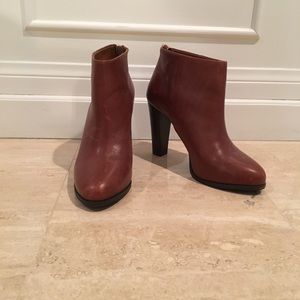 Banana Republic Brown Leather Bootie